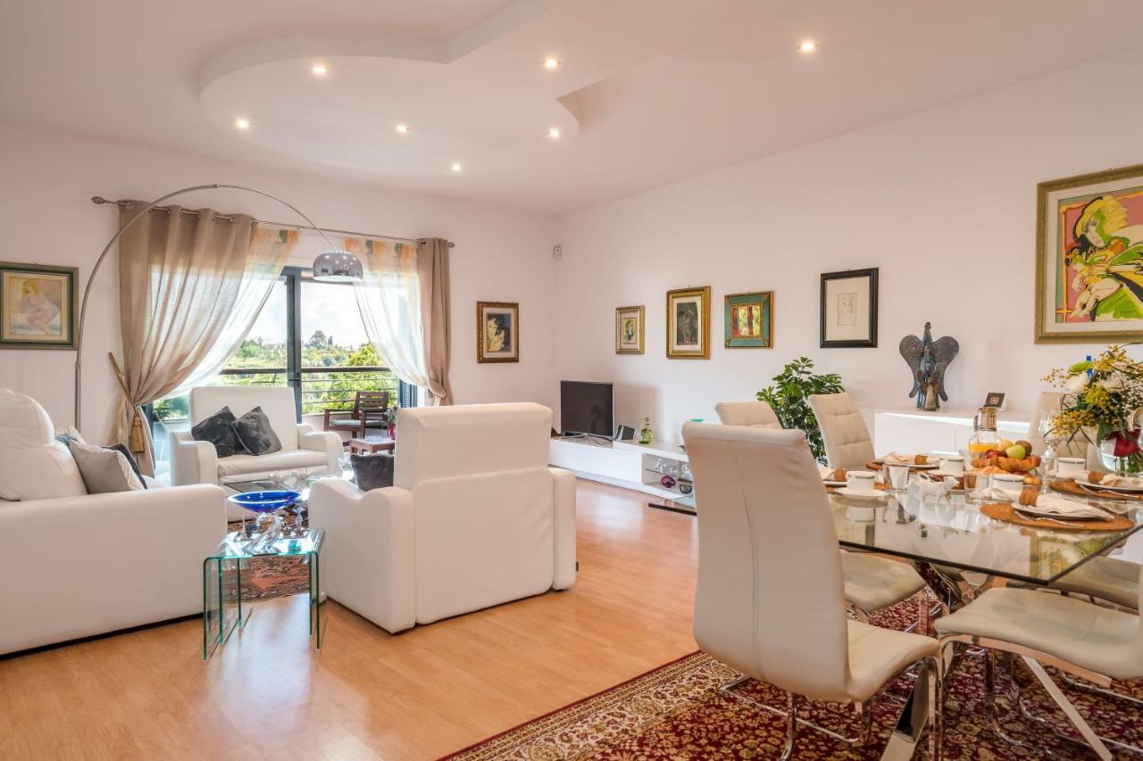 Apartment Charming At Marina Park W/ Great Balcony, 2br, Ac Lagos