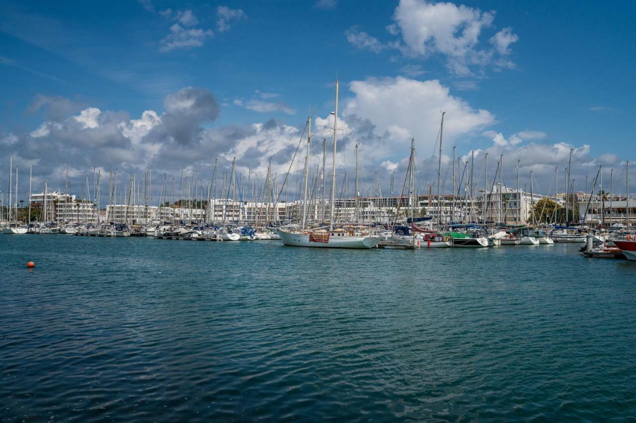 Apartment Charming At Marina Park W/ Great Balcony, 2br, Ac