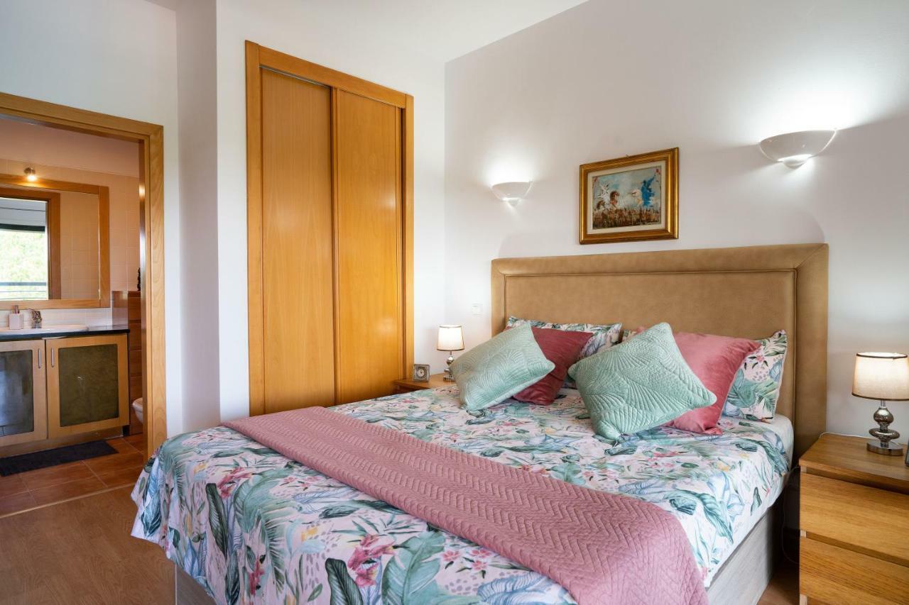 Charming At Marina Park W/ Great Balcony, 2br, Ac Apartment Lagos