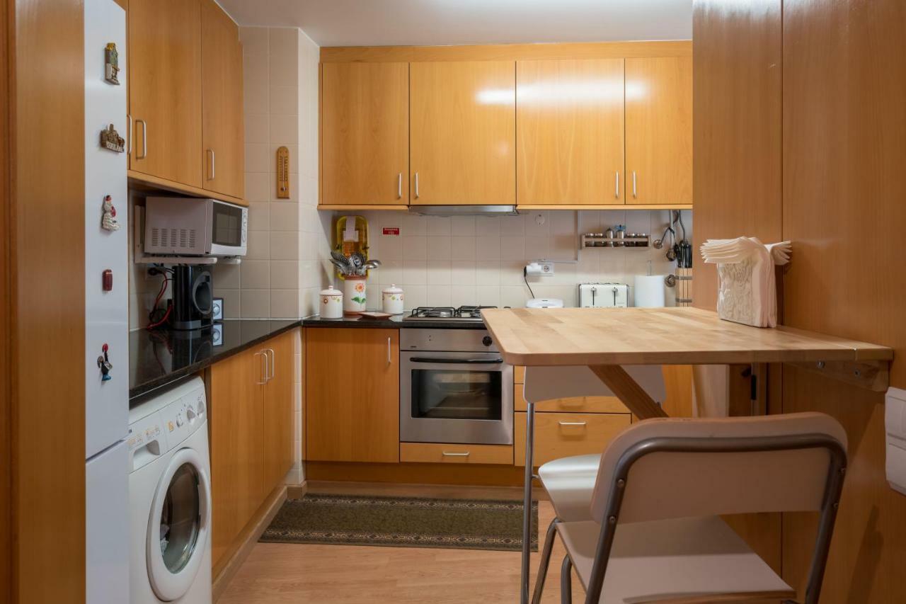Apartment Charming At Marina Park W/ Great Balcony, 2br, Ac *